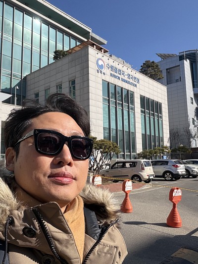 결혼이민자(F-6 비자)가 한국인 배우자와 이혼하고 한국인 자녀를 양육하고 있는 경우가 있습니다.